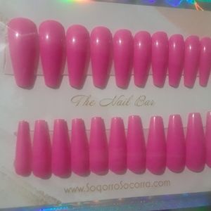 Great quality Glue on nails